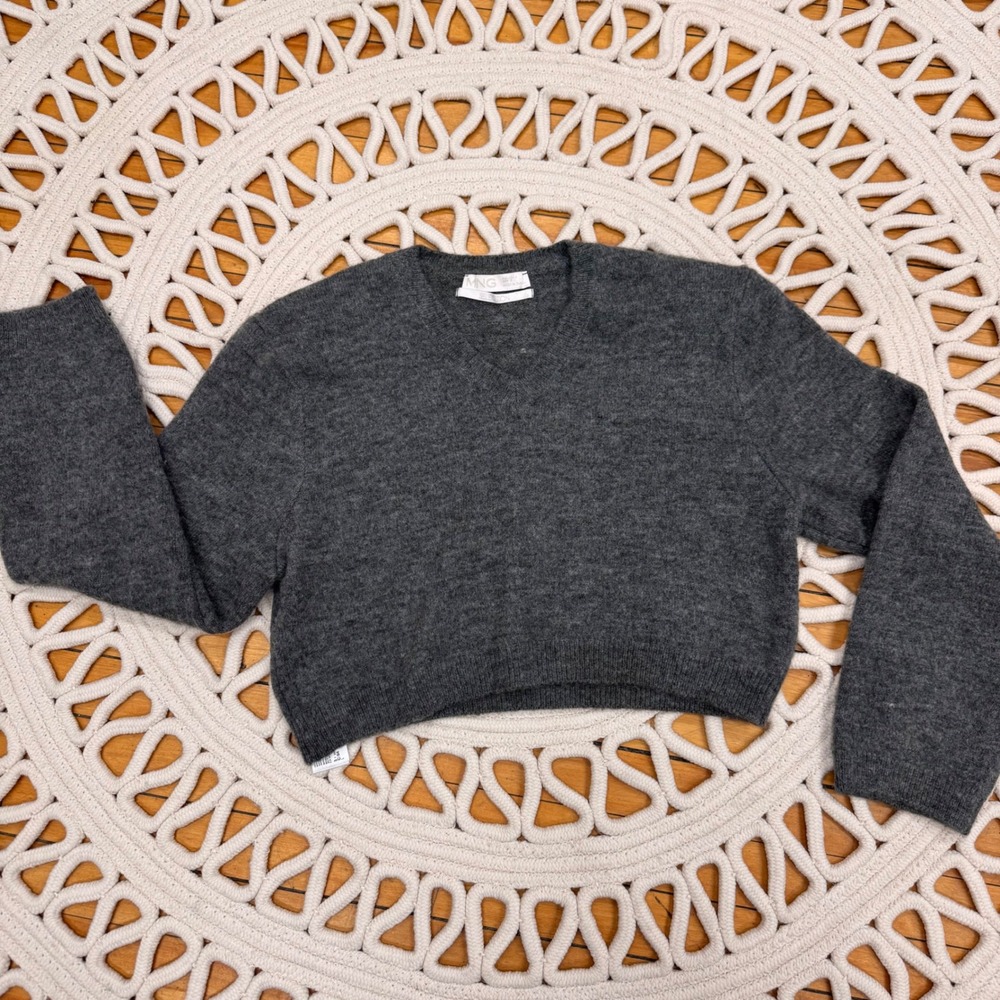 Mango Charcoal Grey‎ V Neck Cropped Sweater Size L Cottagecore